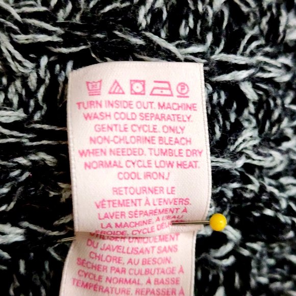 Victoria's Secret Black Gray Loose Weave Marled Sweater Pullover - Picture 6 of 6